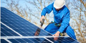 Installation Maintenance Panneaux Solaires Photovoltaïques à La Neuville-en-Beine